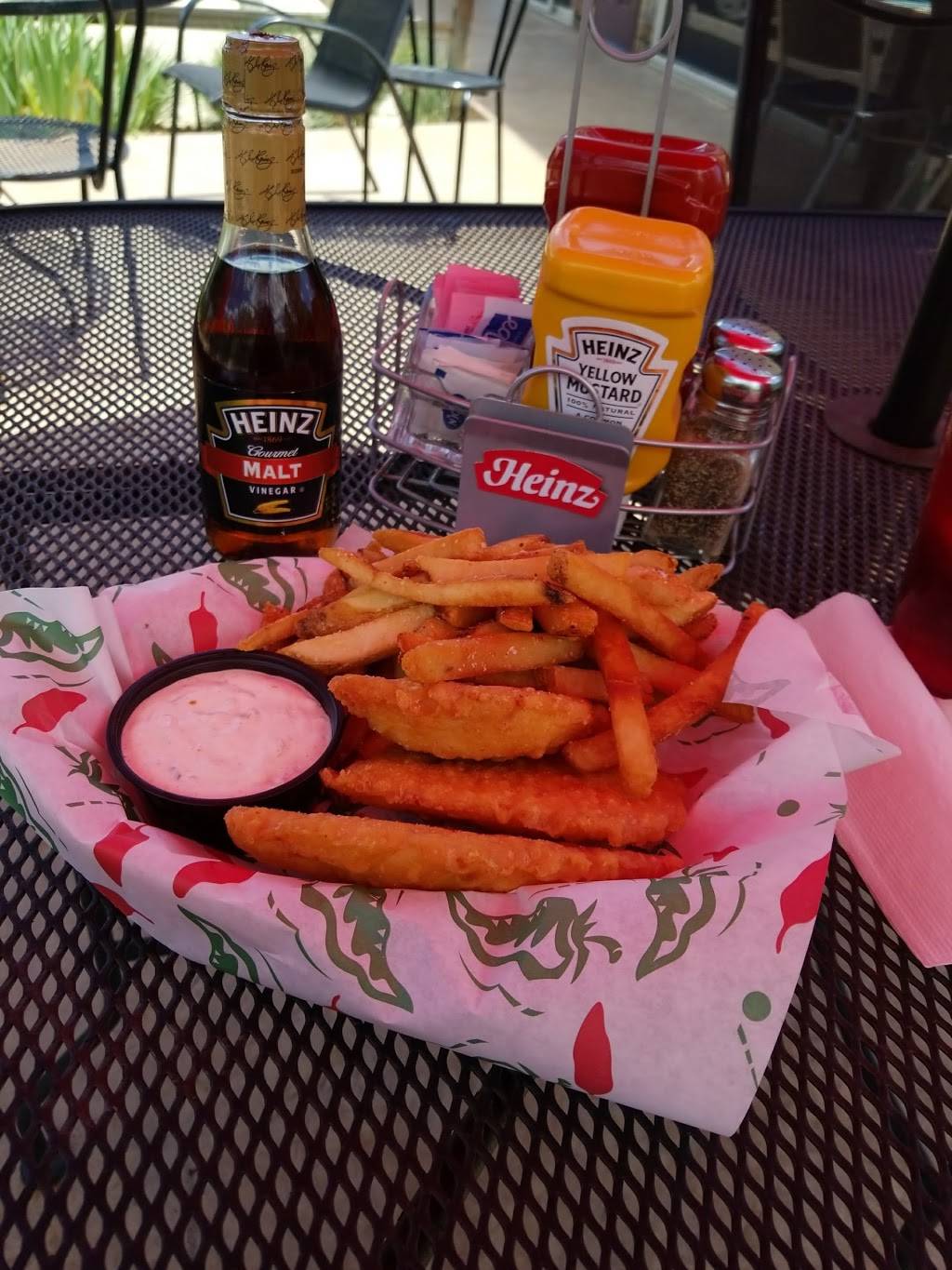 Spur of the Moment | restaurant | 8885 S Spruce Mountain Rd, Larkspur, CO 80118, USA | 3036812990 OR +1 303-681-2990