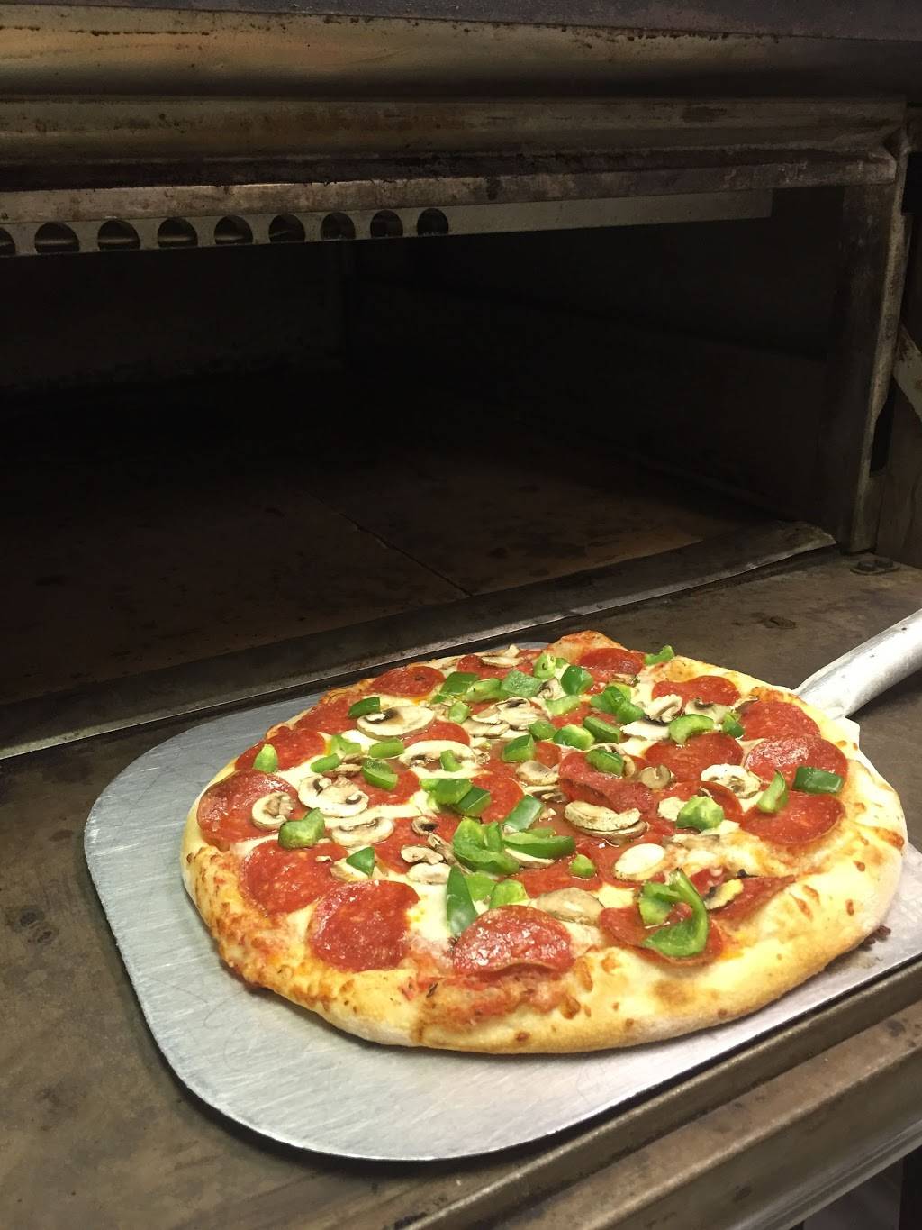 Bernies Pizza | meal takeaway | 52 Queen St #3, Gilford, ON L0L 1R0, Canada | 7054582001 OR +1 705-458-2001