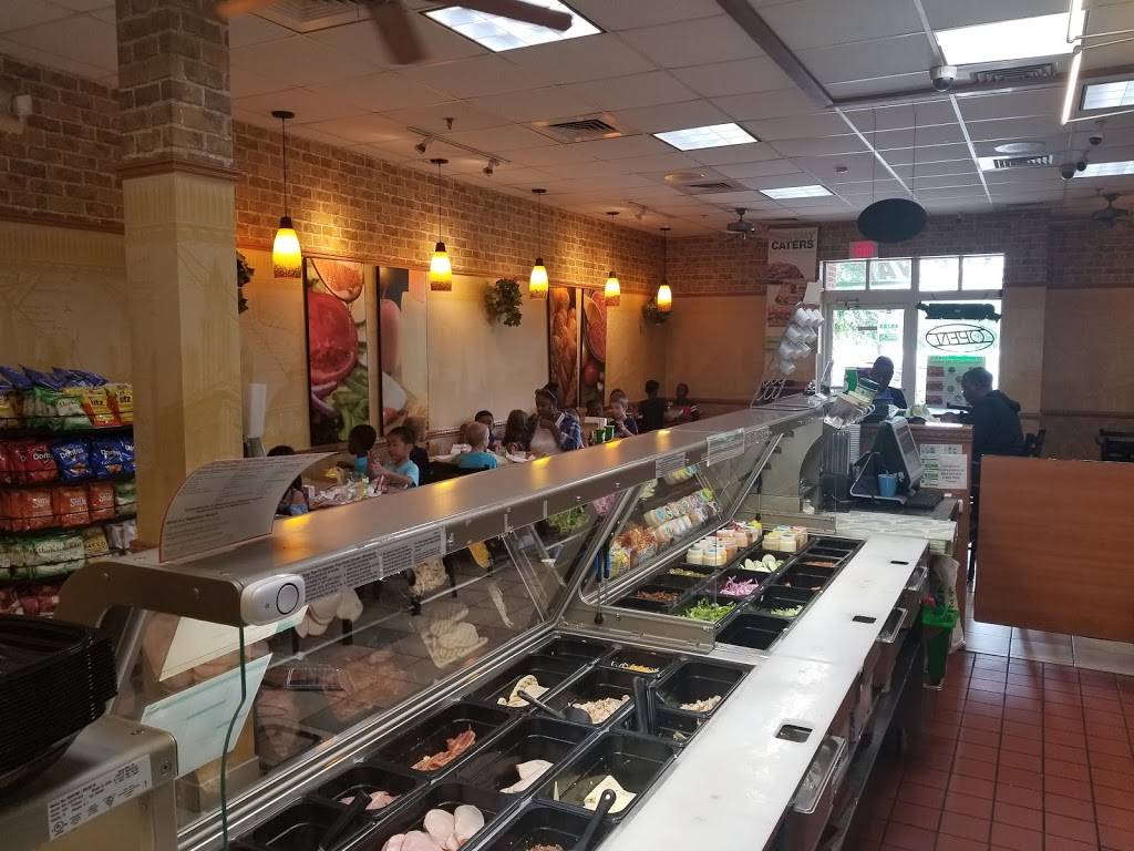 Subway Restaurants | restaurant | 6030 Daybreak Cir, Clarksville, MD 21029, USA | 4105317982 OR +1 410-531-7982