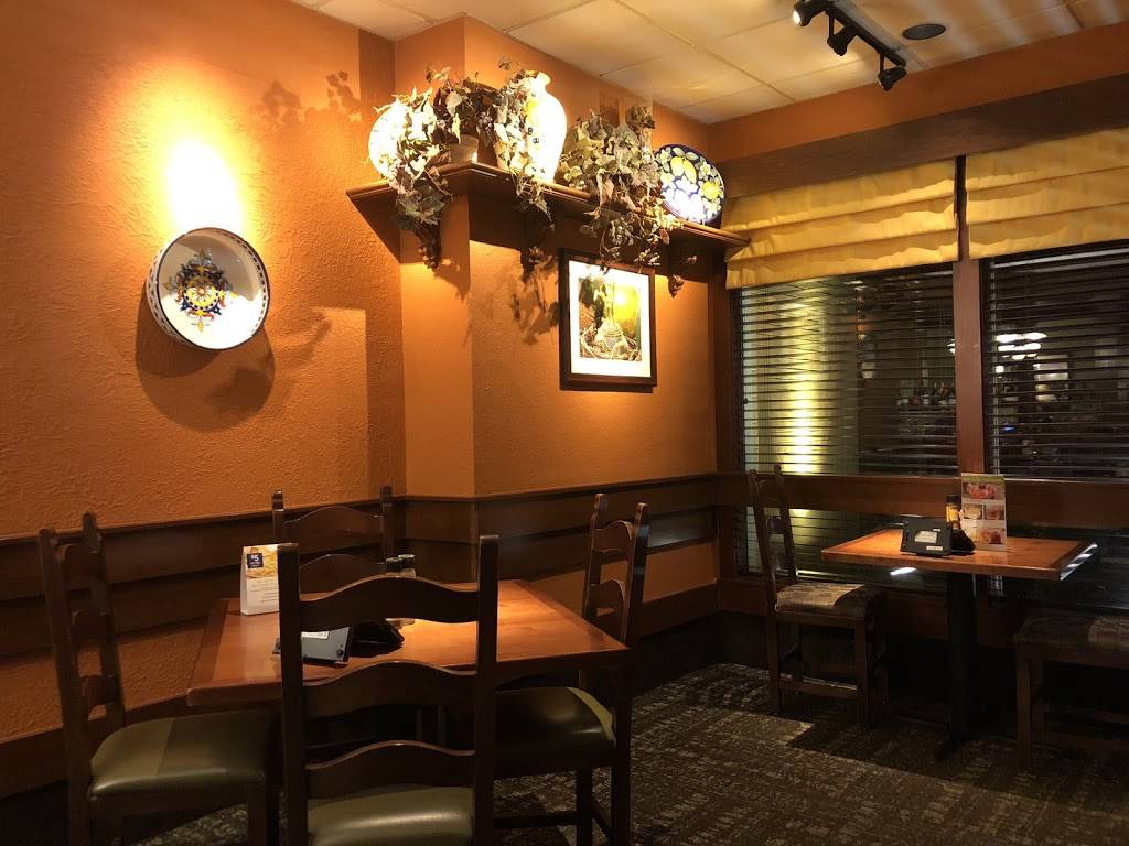 Olive Garden Italian Restaurant | meal takeaway | 701 N Milwaukee Ave, Vernon Hills, IL 60061, USA | 8478160293 OR +1 847-816-0293