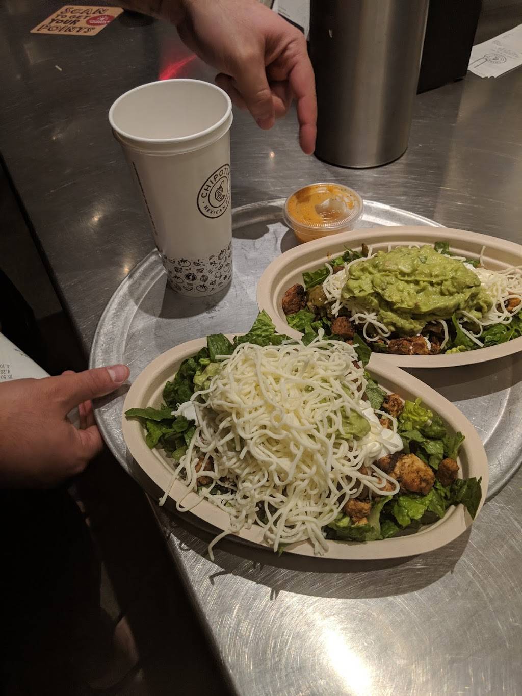 Chipotle Mexican Grill | restaurant | 4580 Coffee Rd, Bakersfield, CA 93308, USA | 6612810408 OR +1 661-281-0408