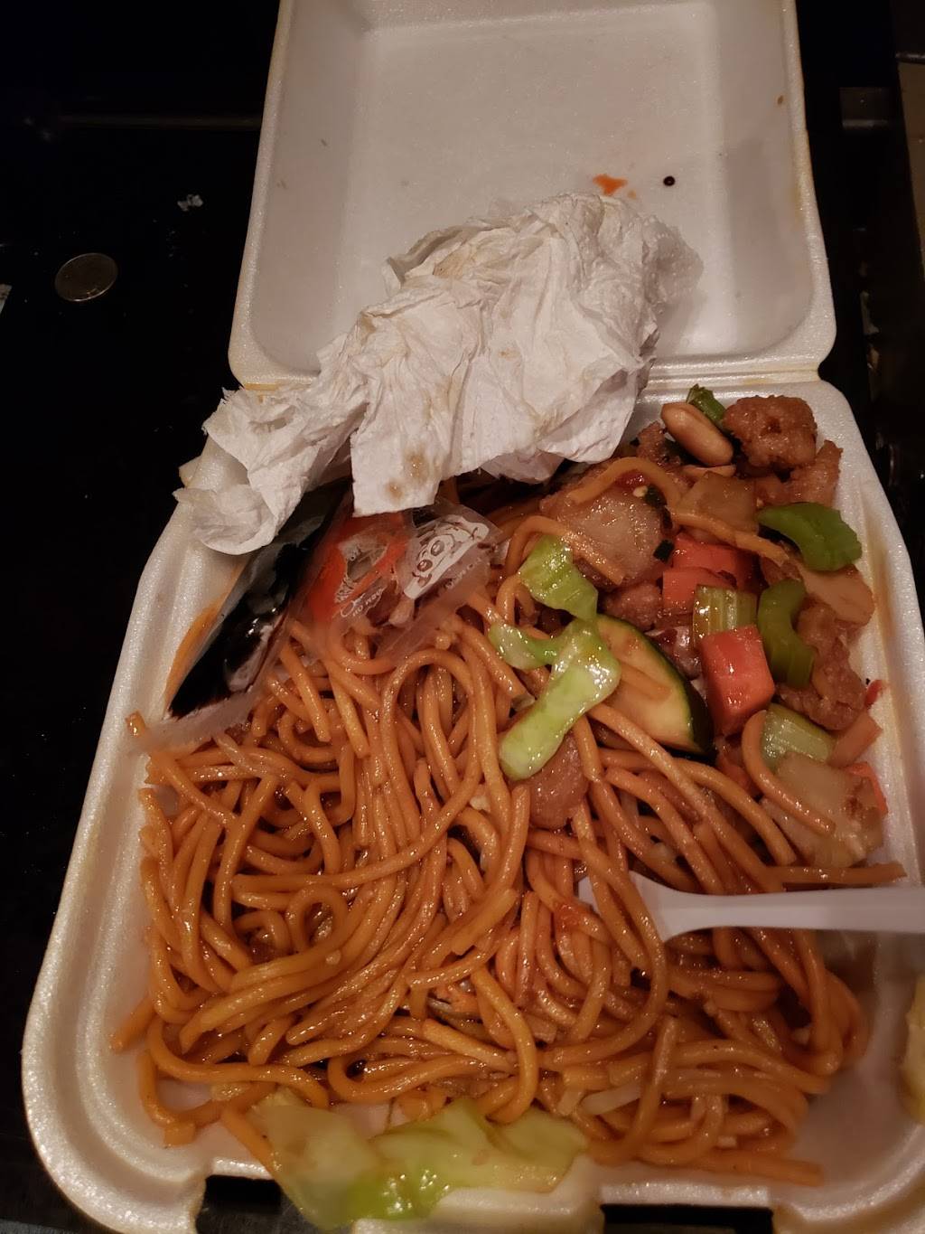 China Express | restaurant | 18478 Valley Blvd, Bloomington, CA 92316, USA | 9098772683 OR +1 909-877-2683