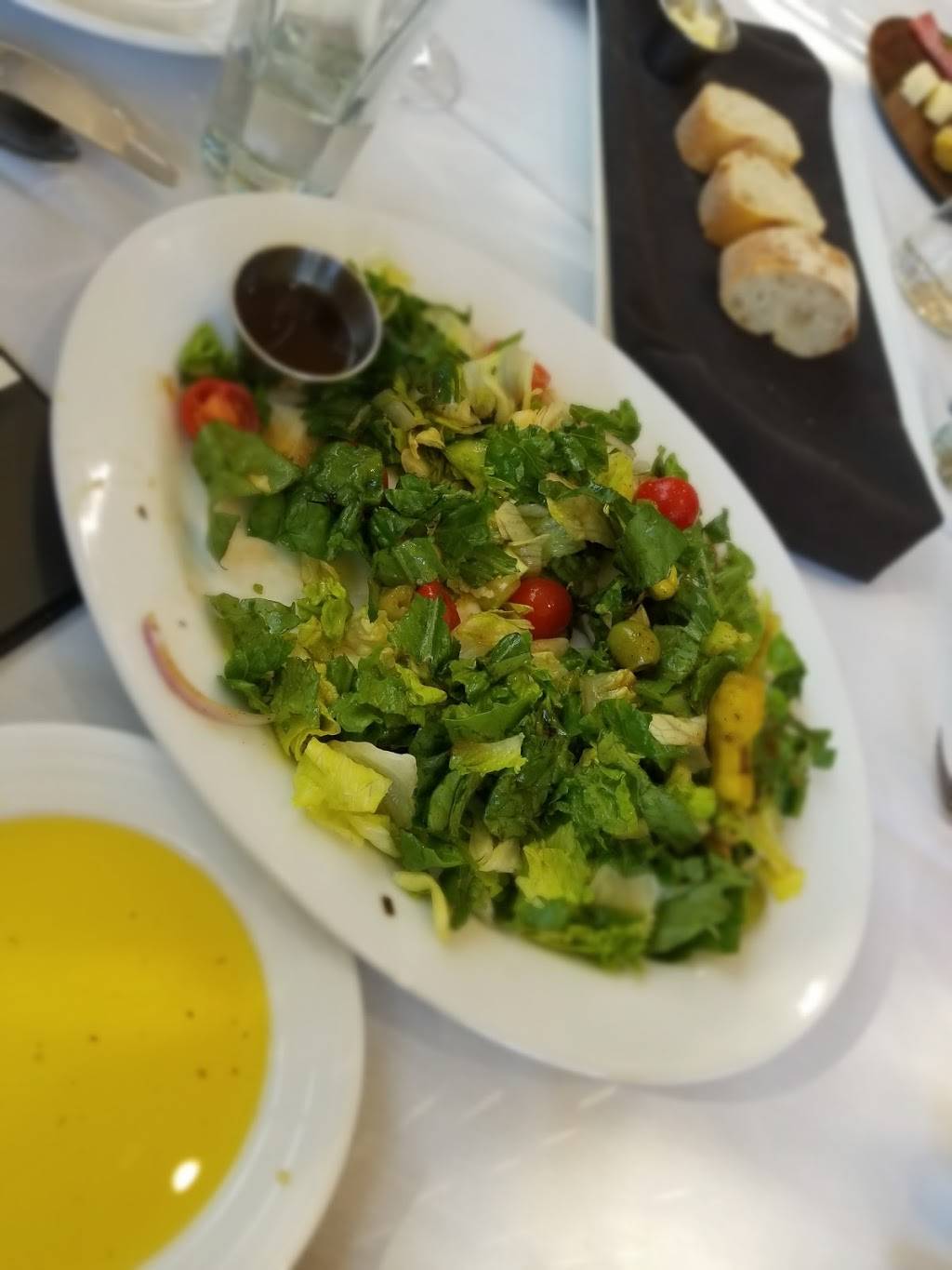 Strumolos | restaurant | 310 S Oak St Ste108, Roanoke, TX 76262, USA | 6822377911 OR +1 682-237-7911