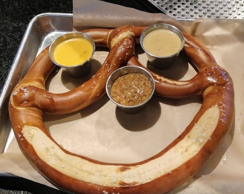 Heathen Brewing Feral Public House | restaurant | 1109 Washington St, Vancouver, WA 98660, USA | 3608365255 OR +1 360-836-5255