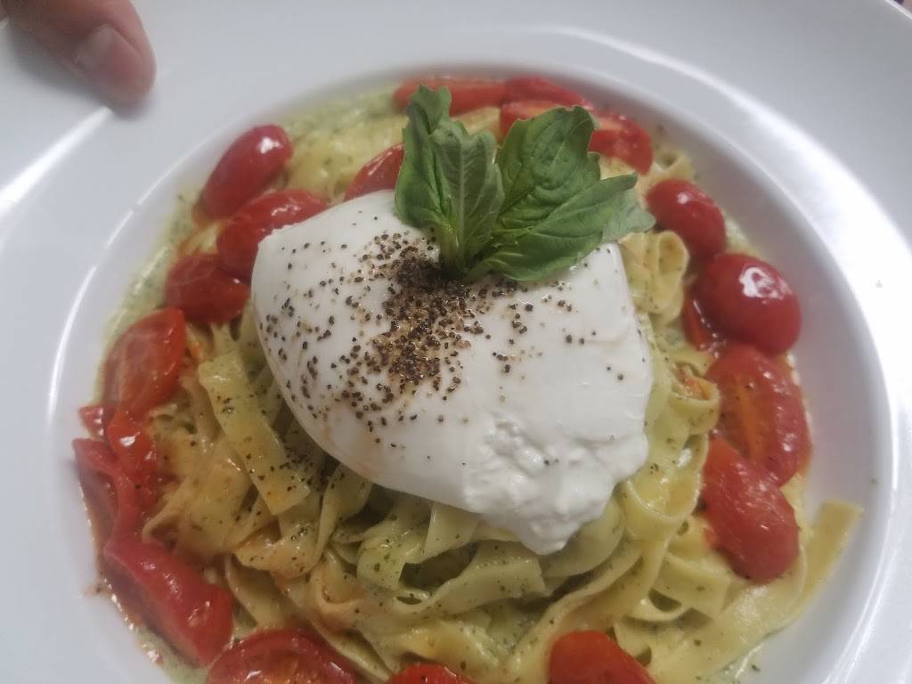 Restaurant Gio Express | meal delivery | 650 Palm Ave, Hialeah, FL 33010, USA | 3058829764 OR +1 305-882-9764