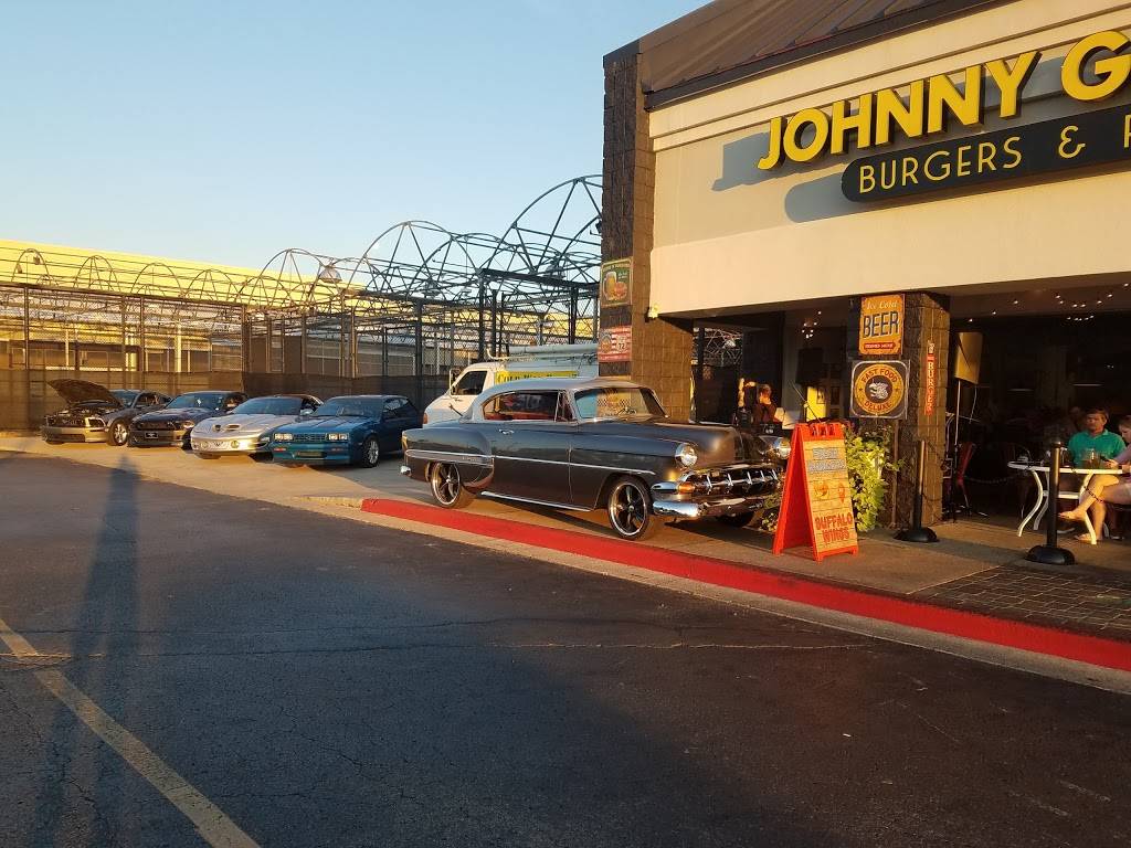 Johnny Grylls II, Huntsville | restaurant | 6125 University Dr NW, Huntsville, AL 35806, USA | 2562708041 OR +1 256-270-8041