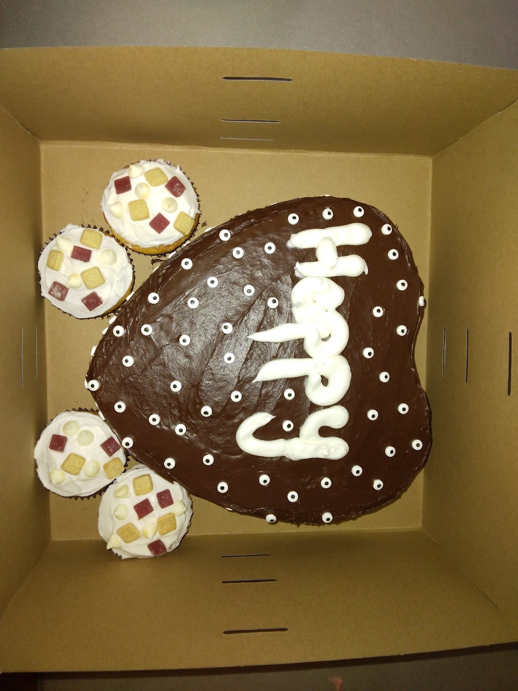 Purple Kisses Café & Bakery. | restaurant | N Hirst St, Philadelphia, PA 19151, USA | 2679823295 OR +1 267-982-3295