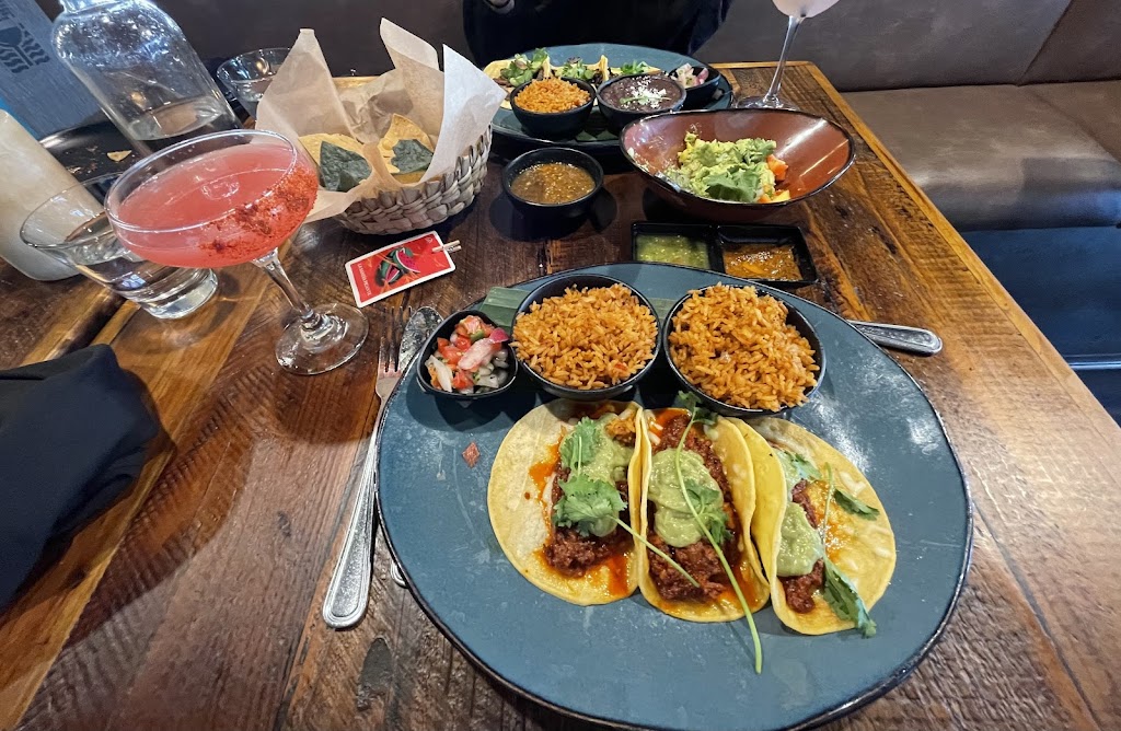 solita Tacos & Margaritas | restaurant | 1 Pine Ave, Long Beach, CA 90802, USA | 5623576033 OR +1 562-357-6033