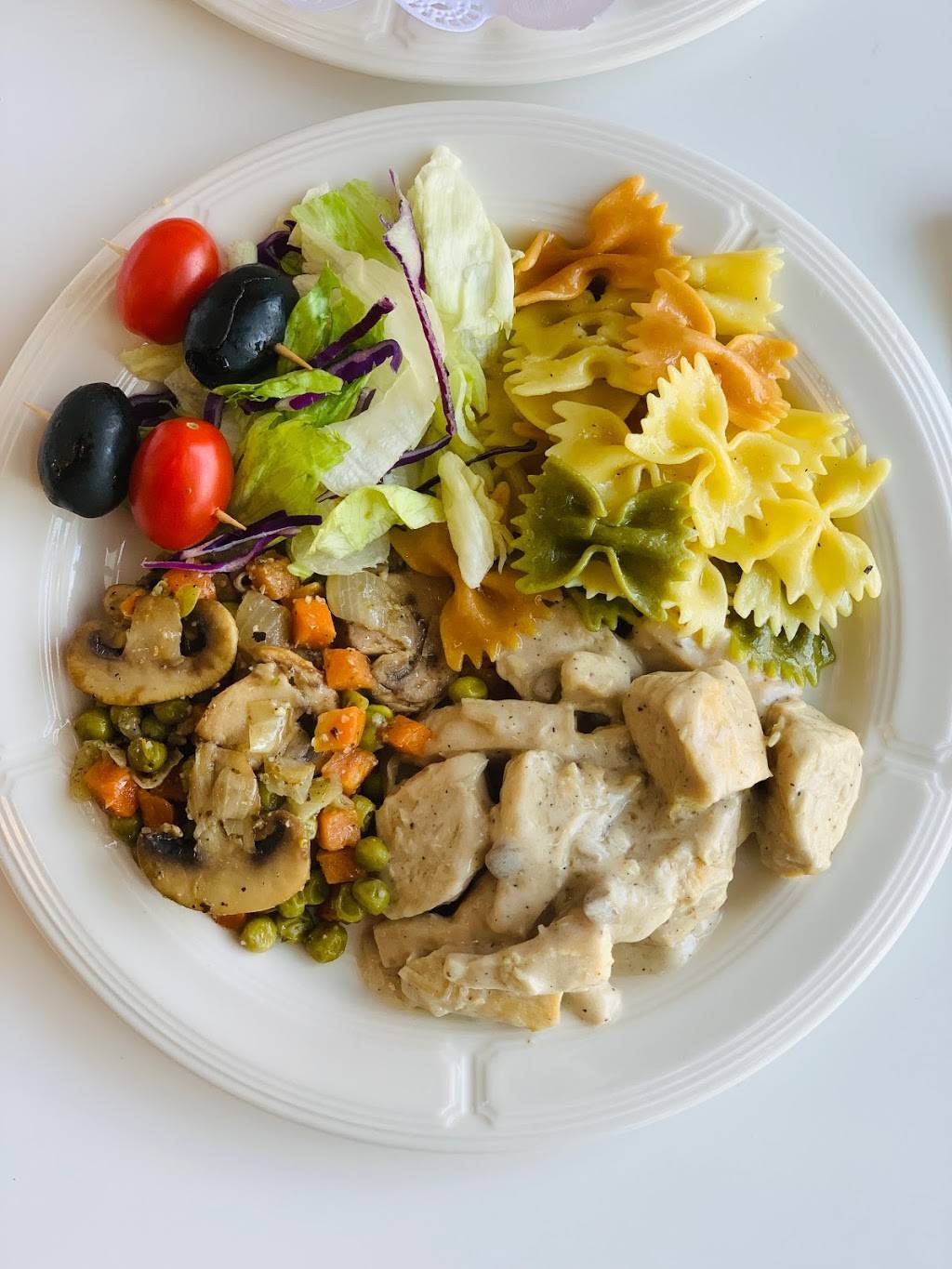 Family Café | restaurant | 12580 SW Broadway St, Beaverton, OR 97005, USA | 5036262112 OR +1 503-626-2112