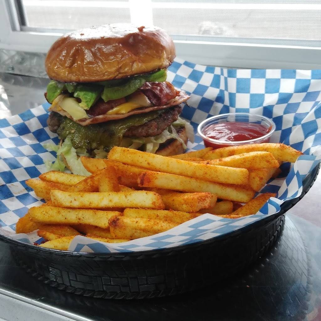 Cesar Mobile Wings | restaurant | 6120 Central Ave SW, Albuquerque, NM 87105, USA | 5055048480 OR +1 505-504-8480