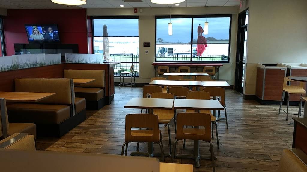 Wendys | restaurant | 11007 Reed Hartman Hwy, Cincinnati, OH 45242, USA | 5132530768 OR +1 513-253-0768