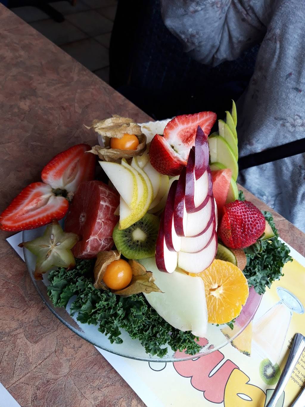 Cora déjeuners | restaurant | 1333 Route de lAéroport, LAncienne-Lorette, QC G2G 1G5, Canada | 4188717079 OR +1 418-871-7079