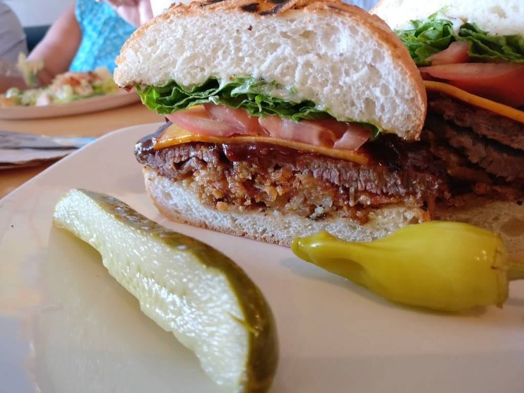 Jacks Urban Eats | restaurant | 718 W Shaw Ave #47, Fresno, CA 93704, USA | 5592222201 OR +1 559-222-2201