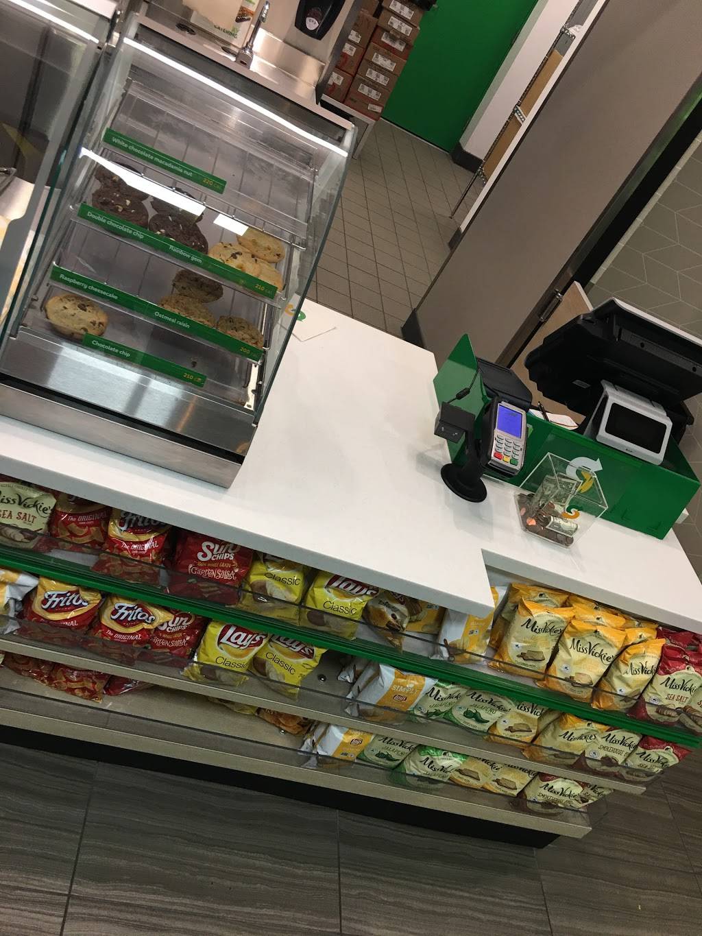 Subway Restaurants | restaurant | 6400 S Cicero Ave Space 4, Chicago, IL 60638, USA | 7734984050 OR +1 773-498-4050