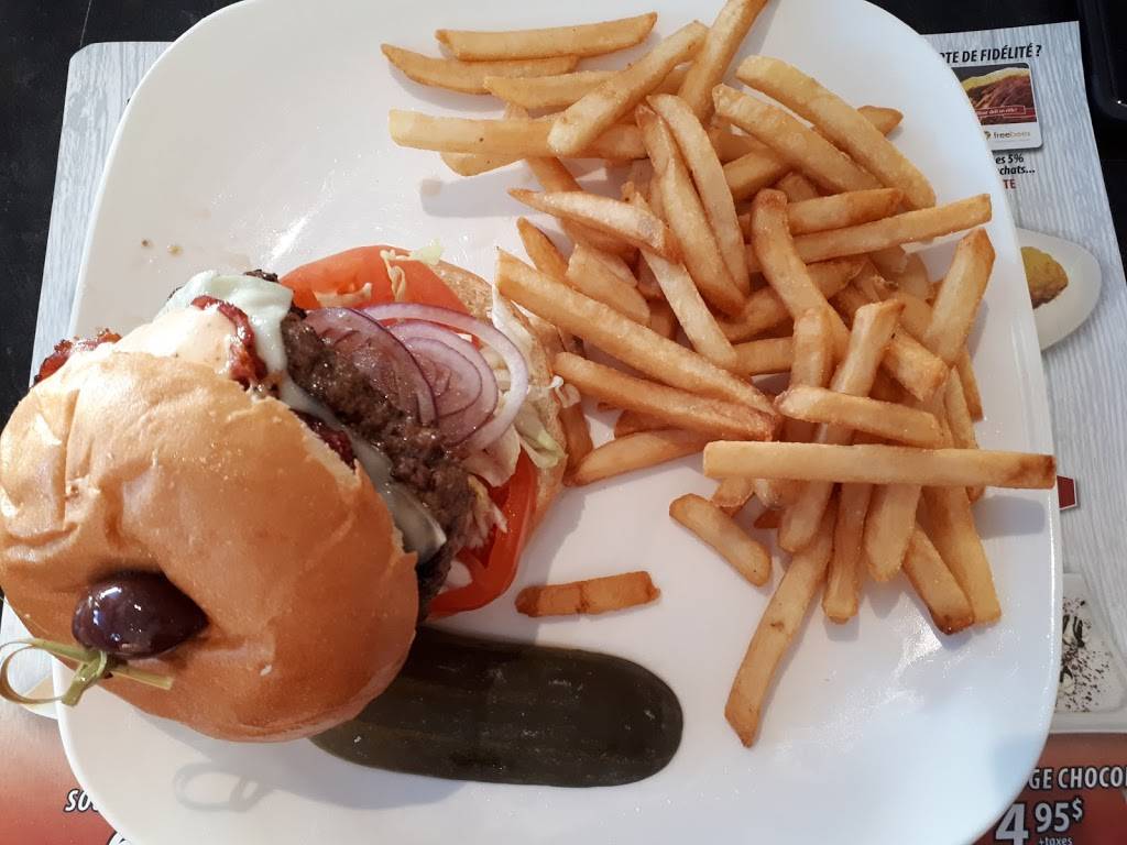 Déli Chenoys Gatineau | restaurant | 120 Boulevard de lHôpital, Gatineau, QC J8T 8M2, Canada | 8195613354 OR +1 819-561-3354