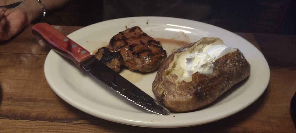 Texas Roadhouse | restaurant | 1665 Countryside Dr, Turlock, CA 95380, USA | 2094105089 OR +1 209-410-5089