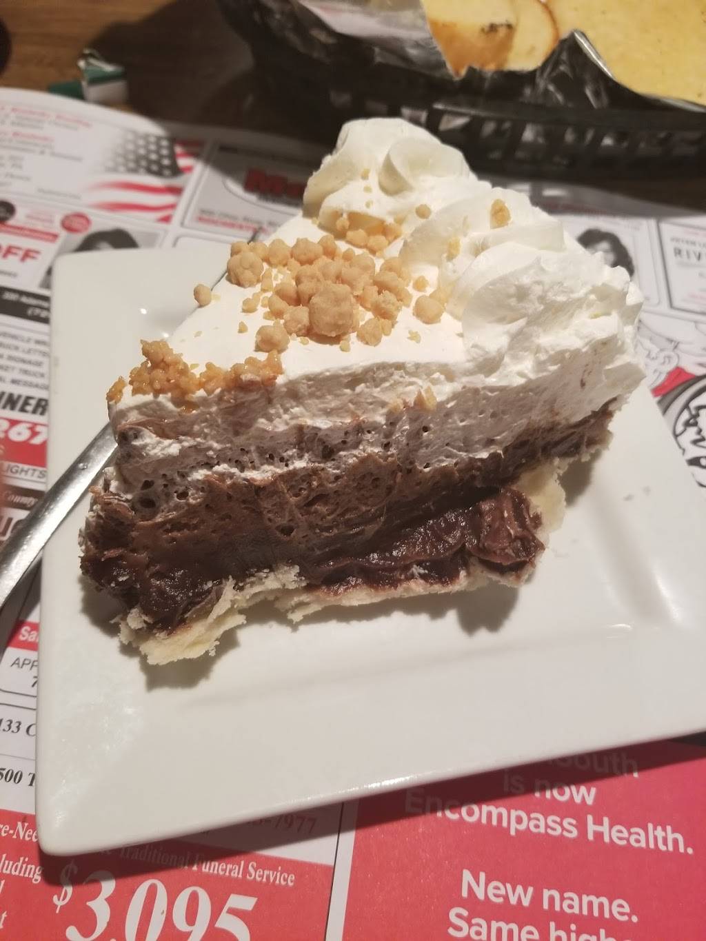 Yolandas Pizza & Restaurant | restaurant | 1601 Pennsylvania Ave, Monaca, PA 15061, USA | 7247753225 OR +1 724-775-3225