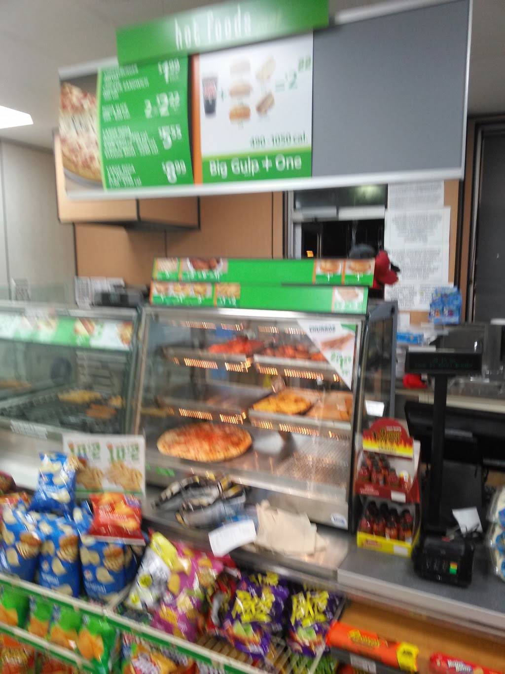 Subway Restaurants | restaurant | 3315 14th St, Riverside, CA 92501, USA | 9516823070 OR +1 951-682-3070