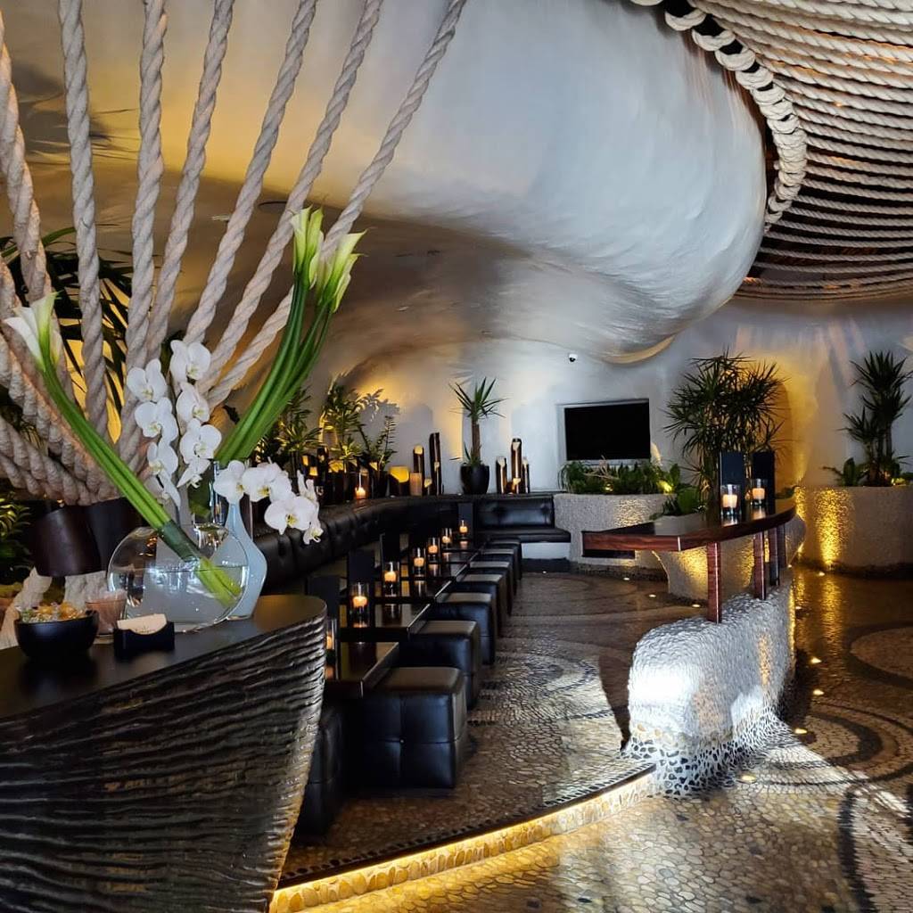 Javiers | restaurant | 4301 La Jolla Village Dr Suite 1000, San Diego, CA 92122, USA | 8582002222 OR +1 858-200-2222