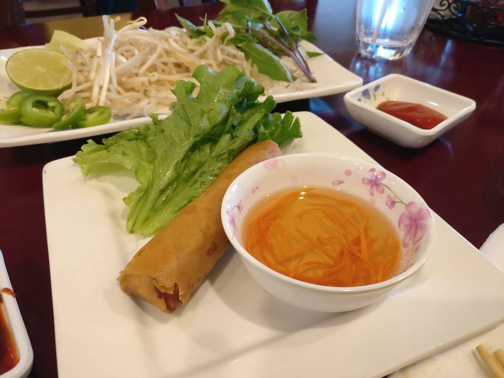 Pho Golden Star | restaurant | 12136 Central Ave, Chino, CA 91710, USA | 9094642789 OR +1 909-464-2789