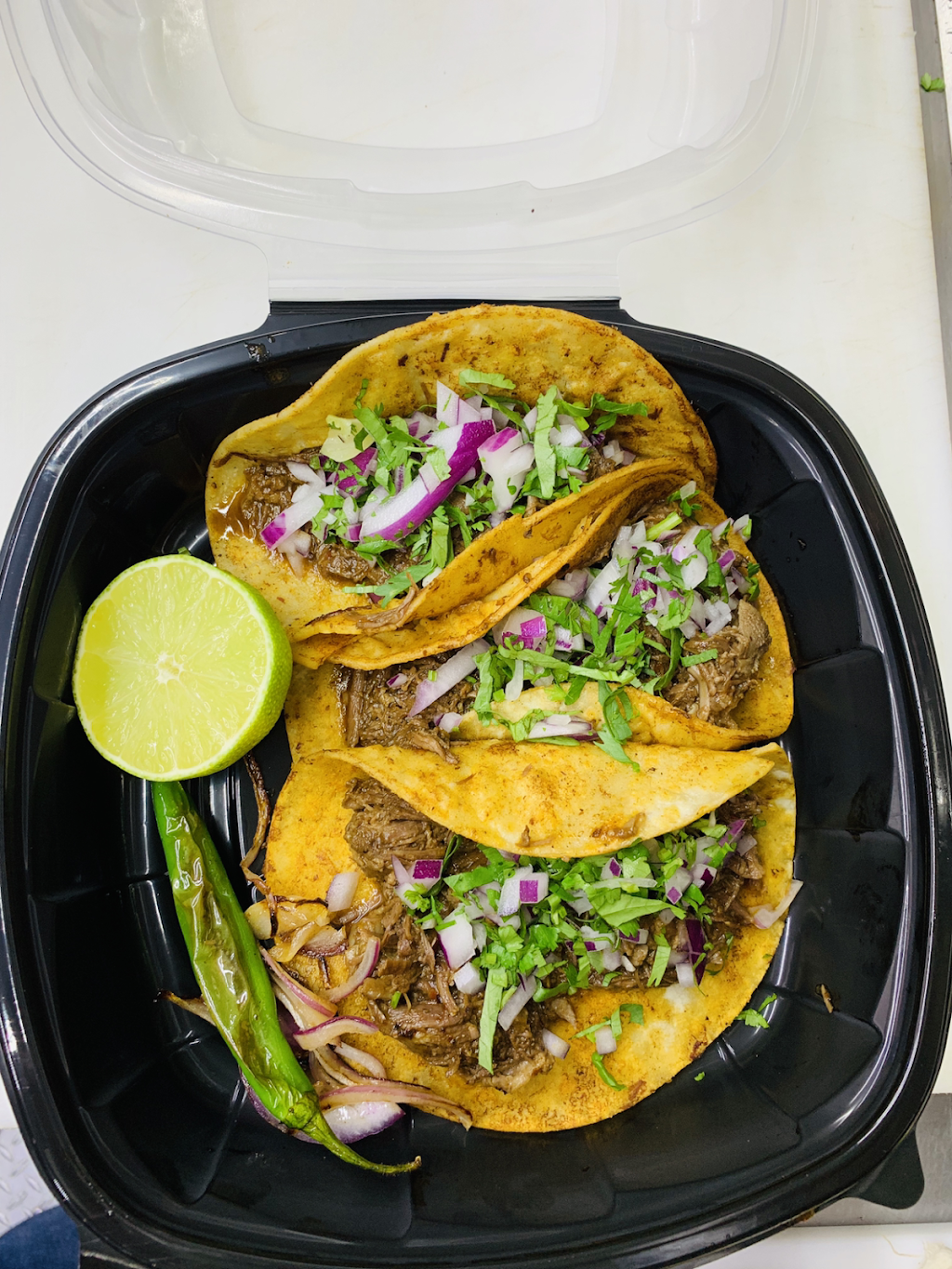 Mariscos La Perla Tapatia | restaurant | 4590 Summer Ave, Memphis, TN 38122, USA | 9018256702 OR +1 901-825-6702