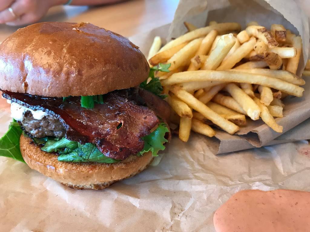 Little Big Burger - NE Alberta St | restaurant | 2038 NE Alberta St, Portland, OR 97211, USA | 5032064997 OR +1 503-206-4997