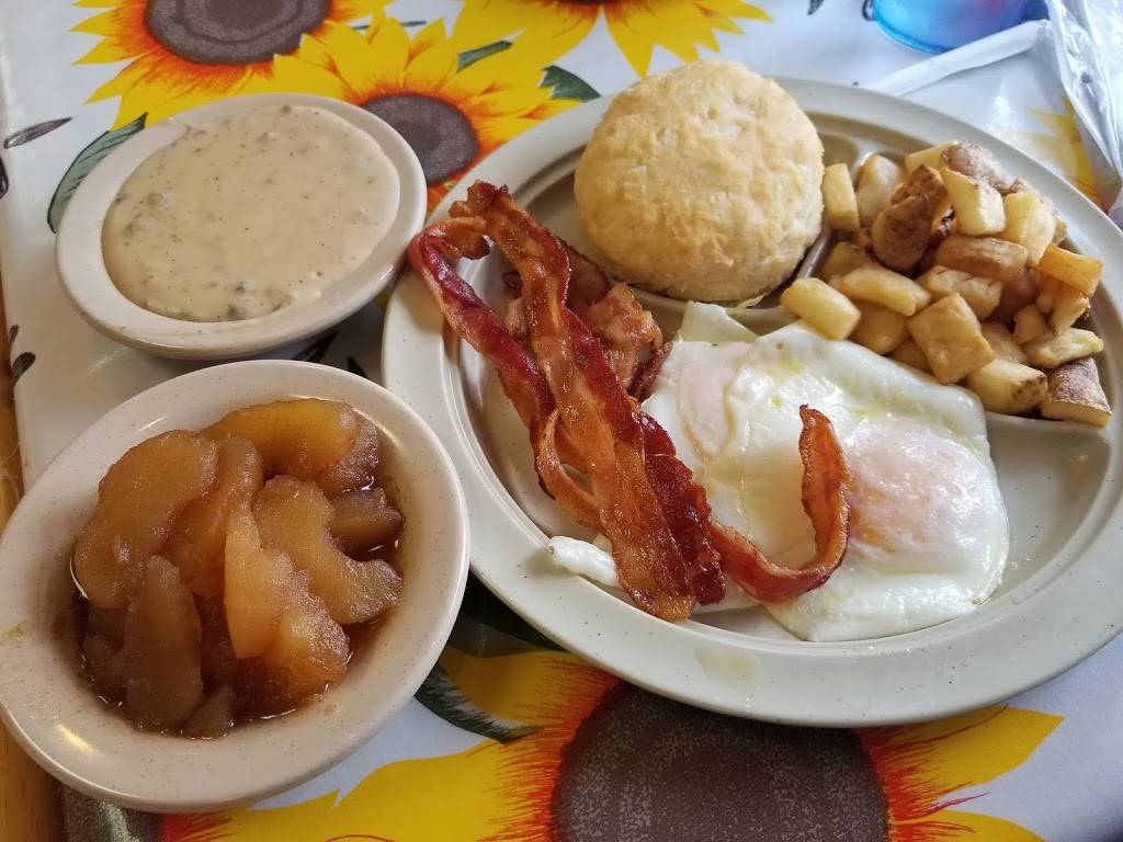 Tudors Biscuit World | restaurant | 810 W 2nd St, Xenia, OH 45385, USA | 9373723300 OR +1 937-372-3300