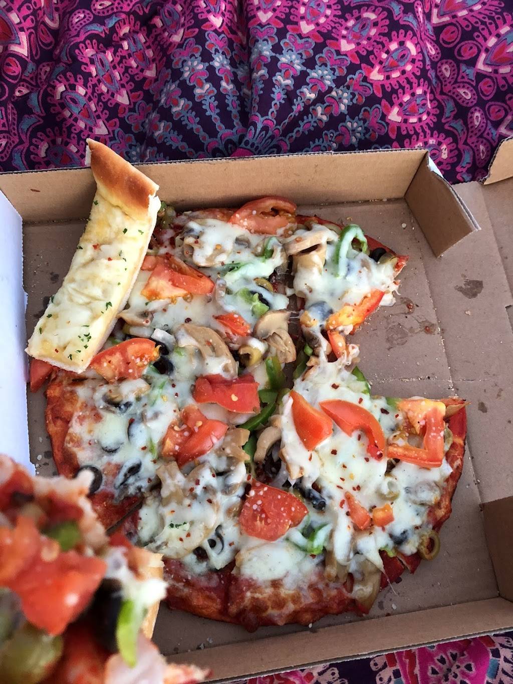 Pizza Man | restaurant | 114 E Cooke St, Mt Pulaski, IL 62548, USA | 2177925016 OR +1 217-792-5016