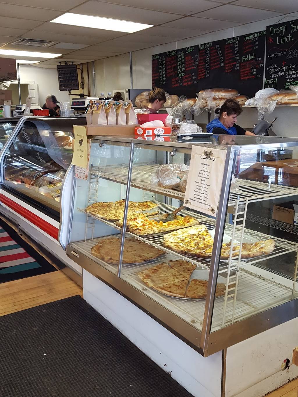 Cavallos Italian Specialty Shoppe | bakery | 60 Hillcrest Ave, Oakville, CT 06779, USA | 8609459942 OR +1 860-945-9942