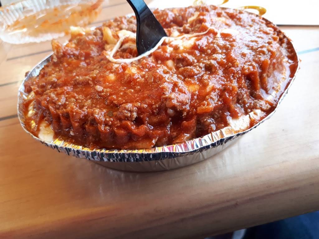 Chez Lou Patate | restaurant | 374 Rue Main, Gatineau, QC J8P 5K7, Canada | 8196432100 OR +1 819-643-2100