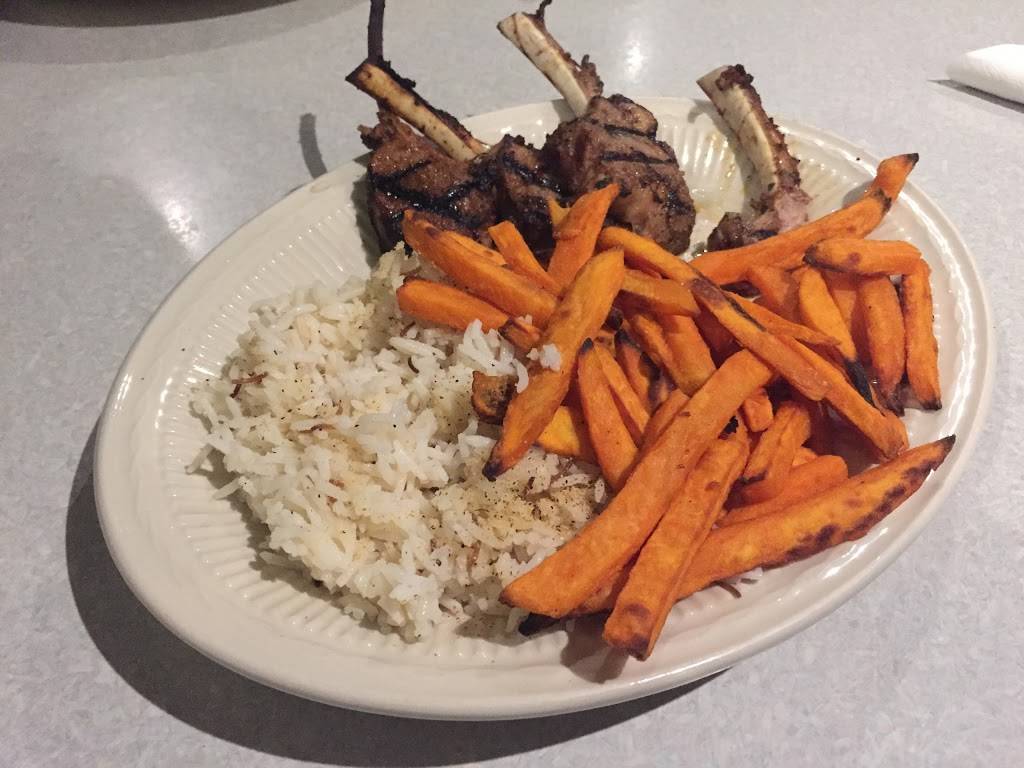 Maadi Grill | restaurant | 125 E Charles St, Muncie, IN 47305, USA | 7652167168 OR +1 765-216-7168