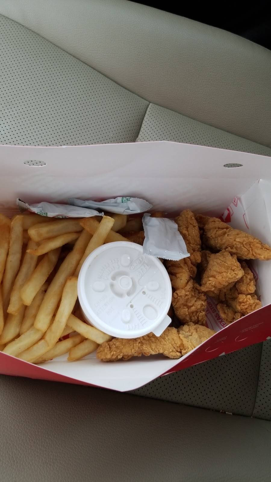 Dairy Queen Store | restaurant | 3707 S Main St, Stafford, TX 77477, USA | 2819698328 OR +1 281-969-8328