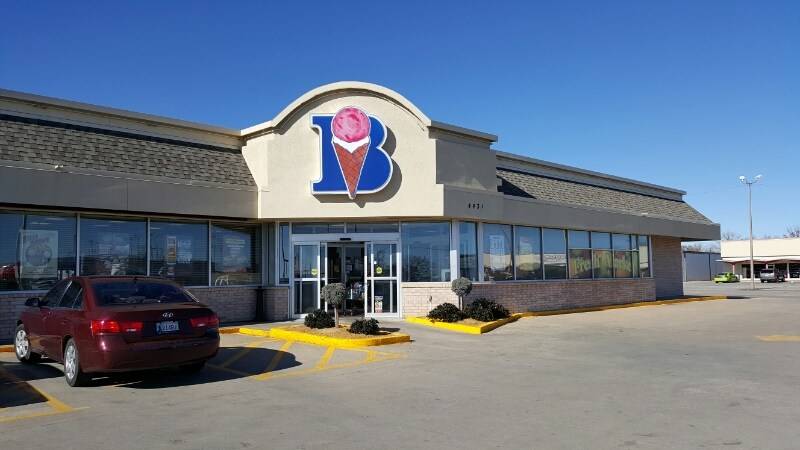 Braums Ice Cream & Burger Restaurant | restaurant | 4435 NW Cache Rd, Lawton, OK 73505, USA | 5803535098 OR +1 580-353-5098