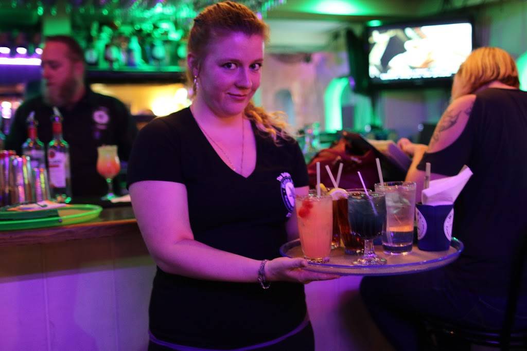 Wanna Bs Karaoke Club & Restaurant | night club | 2880 Virginia Beach Blvd, Virginia Beach, VA 23452, USA | 7573405671 OR +1 757-340-5671