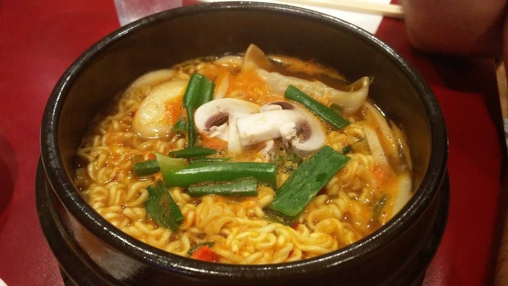 The Famous Owl of Minerva | restaurant | 1177 23A, Central Pkwy W #23A, Mississauga, ON L5C 2T1, Canada | 9052737275 OR +1 905-273-7275