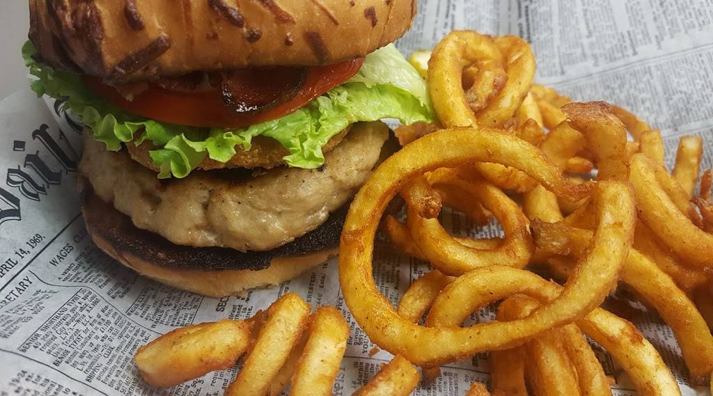 Firehouse Bar & Grille | restaurant | 63131 US-10, Wadena, MN 56482, USA | 2186325890 OR +1 218-632-5890