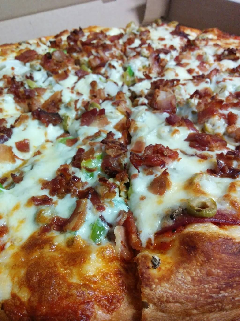 Bobbies Pizza & Subs | restaurant | 1443 Ogilvie Rd, Gloucester, ON K1J 7P3, Canada | 6137417000 OR +1 613-741-7000