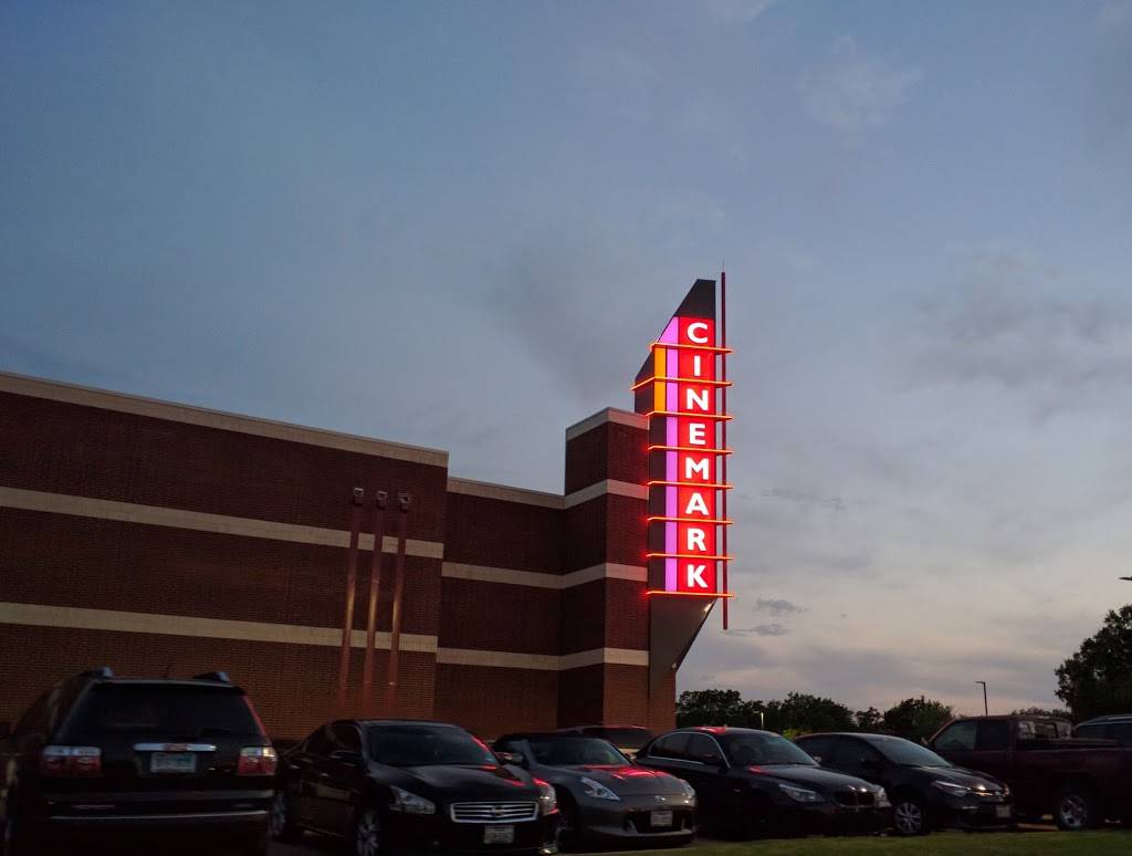 Cinemark Movies 16 | meal takeaway | 220 W Westchester Pkwy, Grand Prairie, TX 75052, USA | 9722630104 OR +1 972-263-0104