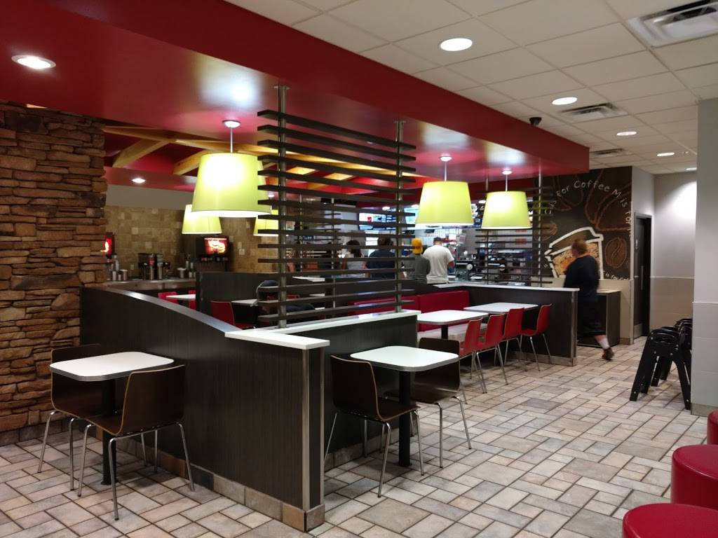 McDonalds | cafe | 4424 Denrose Ct, Fort Collins, CO 80524, USA | 9702213299 OR +1 970-221-3299