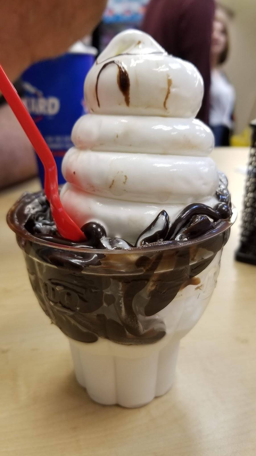 Dairy Queen | restaurant | 1048 Grand Ave, Galesburg, IL 61401, USA | 3093421970 OR +1 309-342-1970