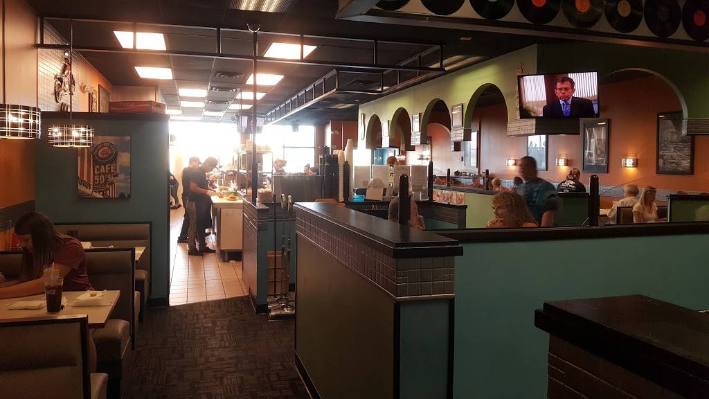 Blue Ash Chili | restaurant | 11711 Princeton Pike #231, Springdale, OH 45246, USA | 5138734663 OR +1 513-873-4663