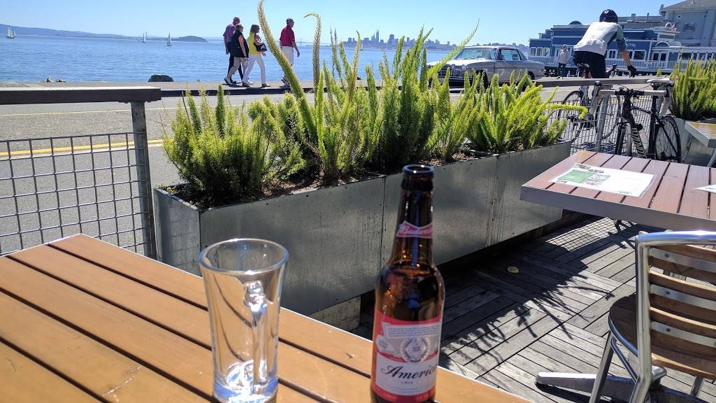 Venice Pizzeria | restaurant | 629 Bridgeway, Sausalito, CA 94965, USA | 4153324418 OR +1 415-332-4418