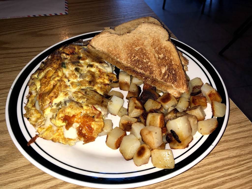 Scovils Millside Dining | restaurant | 1276 Main St, Harrington, ME 04643, USA | 2074836544 OR +1 207-483-6544