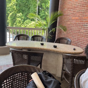 Aunt E’s Southern Cuisine | restaurant | 2618 Lawndale Dr, Greensboro, NC 27408, USA | 3369889043 OR +1 336-988-9043