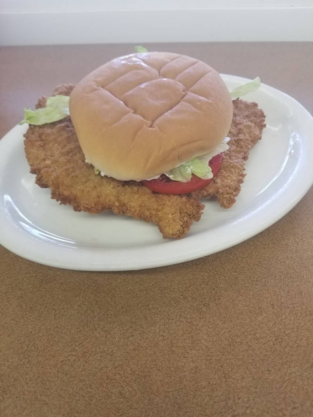 Pine Valley Restaurant | restaurant | 5579 IN-37, Paoli, IN 47454, USA | 8127231724 OR +1 812-723-1724