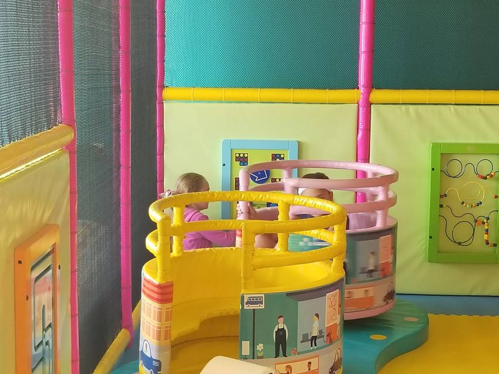 Fundays Family Fun Cafe | cafe | 2151 Ferguson Rd Ste 104, Jackson, MI 49203, USA | 5173154090 OR +1 517-315-4090