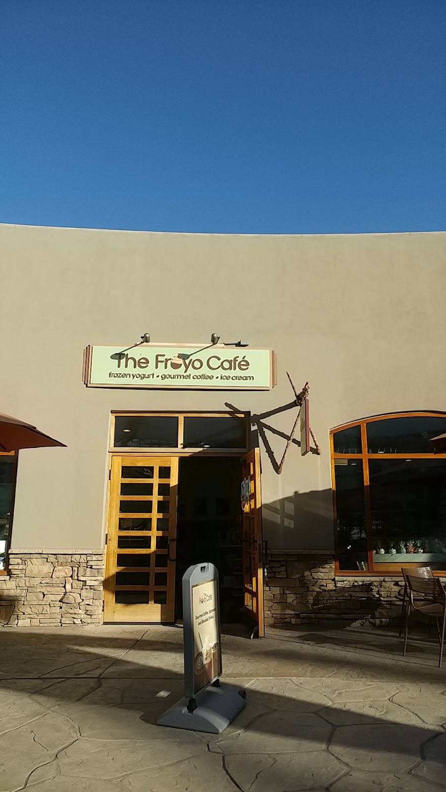 The Froyo Cafe | restaurant | 5003 Willows Rd, Alpine, CA 91901, USA | 6196595974 OR +1 619-659-5974