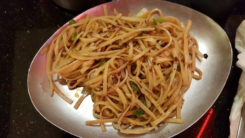 Hung Fong Chinese Restaurant | restaurant | 3624 Broadway St, San Antonio, TX 78209, USA | 2108229211 OR +1 210-822-9211