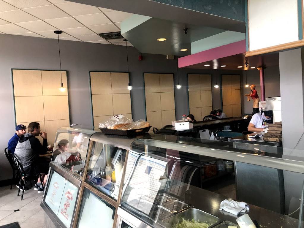 Mackay Pizza | restaurant | 930 N Park Dr, Brampton, ON L6S 3Y5, Canada | 9057934131 OR +1 905-793-4131