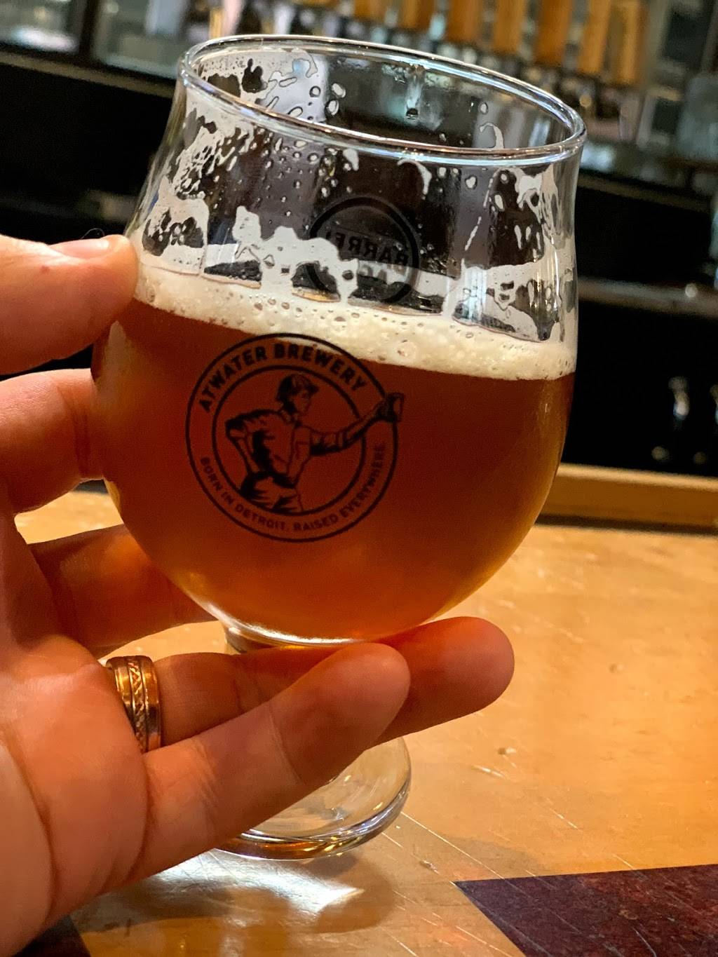 Atwater Brewery & Tap House | restaurant | 237 Jos Campau, Detroit, MI 48207, USA | 3138779205 OR +1 313-877-9205